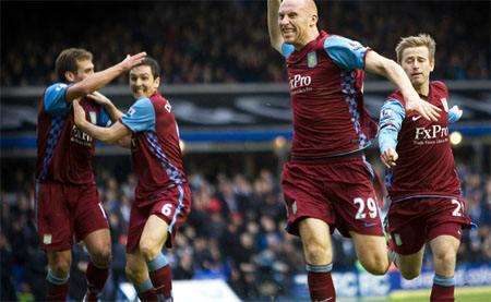  阿斯顿维拉青春风暴席卷赛场斩获宝贵三分